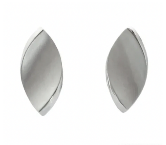 Sterling SilverLeaf Shaped Design Matte Earrings